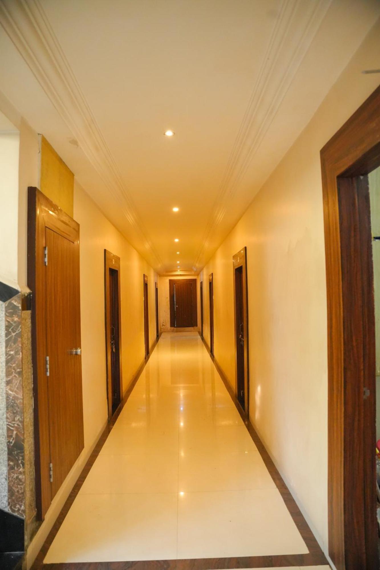 Hotel Sachidanand เชอร์ดี ภายนอก รูปภาพ